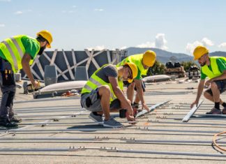 Why Every Business Needs Good Commercial Roofing Services commercial roofing services