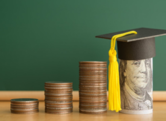 Grad School Funding Face-Off: Federal vs Private Loans Explained Federal Grad PLUS loans vs. private options